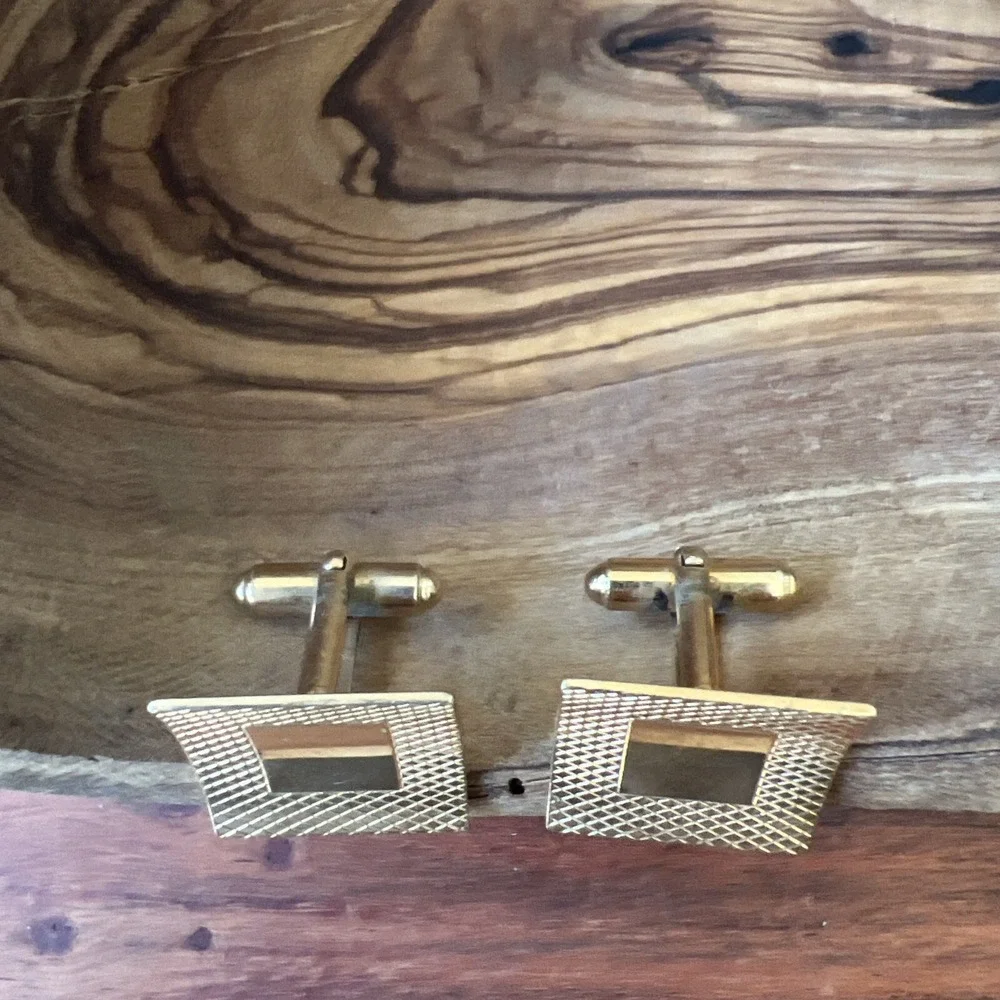 The Unbranded Brand gold tone